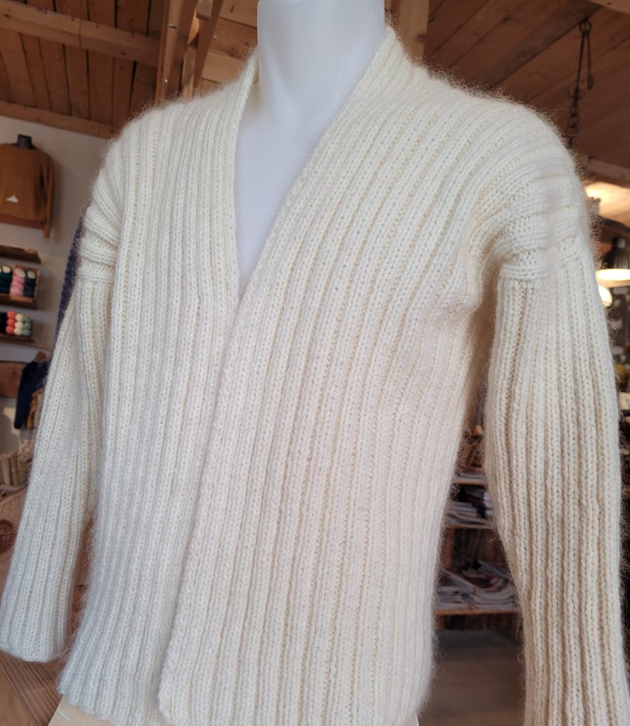 tricot modèle veste laine