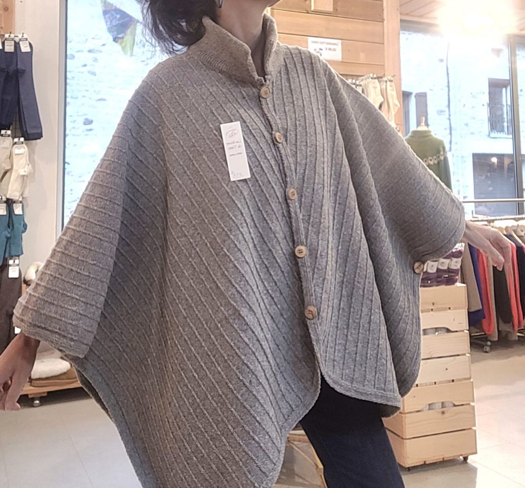 poncho france pure laine naturelle beige